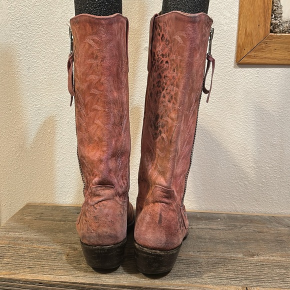 Women’s Old Gringo Pink Leopardito Boots - Picture 4 of 11